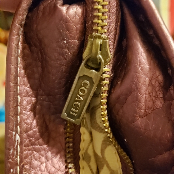 Coach Handbag - Picture 4 of 4
